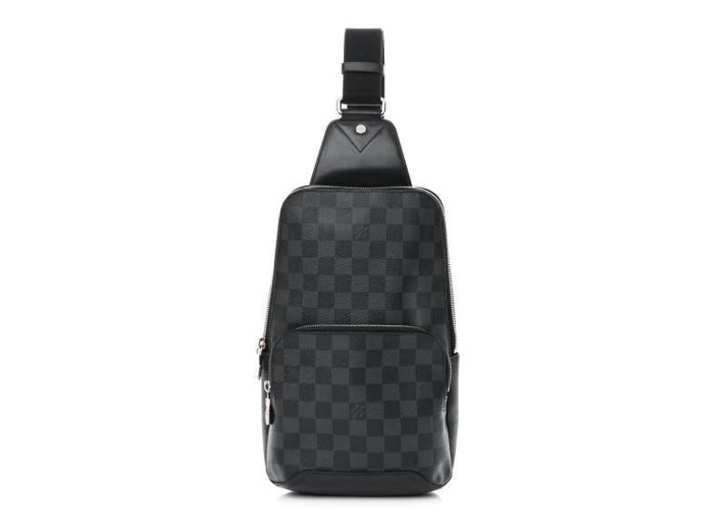 LOUIS VUITTON AVENUE  SLING BAG